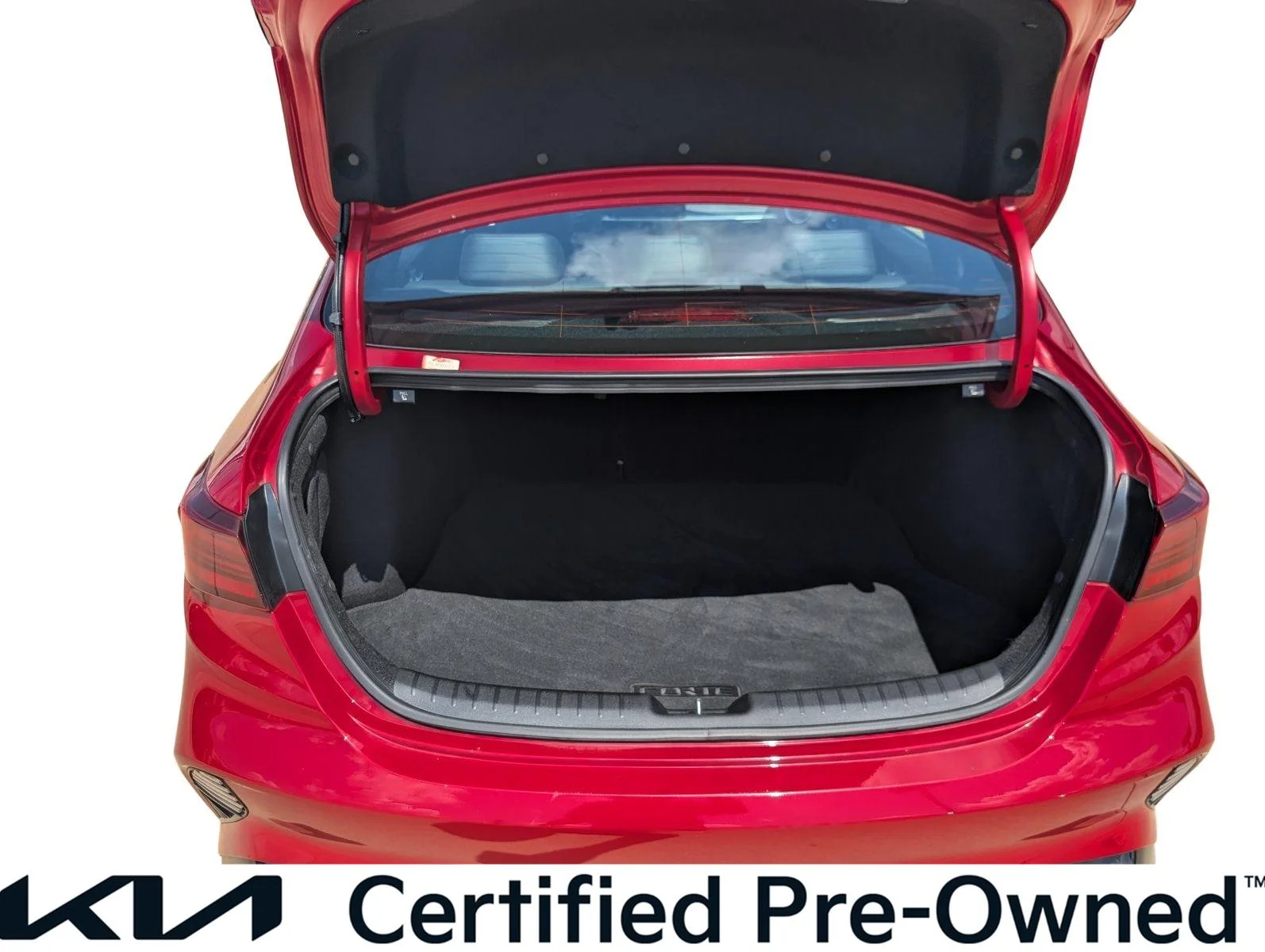 Used 2022 Currant Red Kia GT image 5