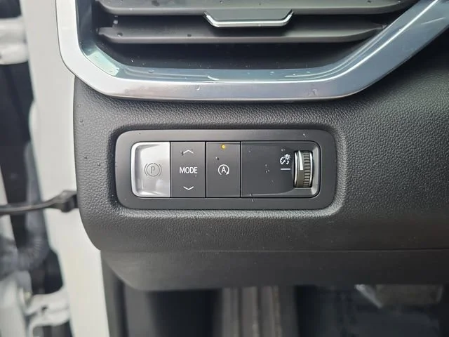 Certified Used 2025 Summit White GMC Elevation image 24