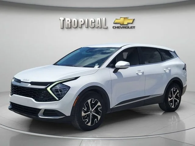 Used 2024 White Kia EX image 1