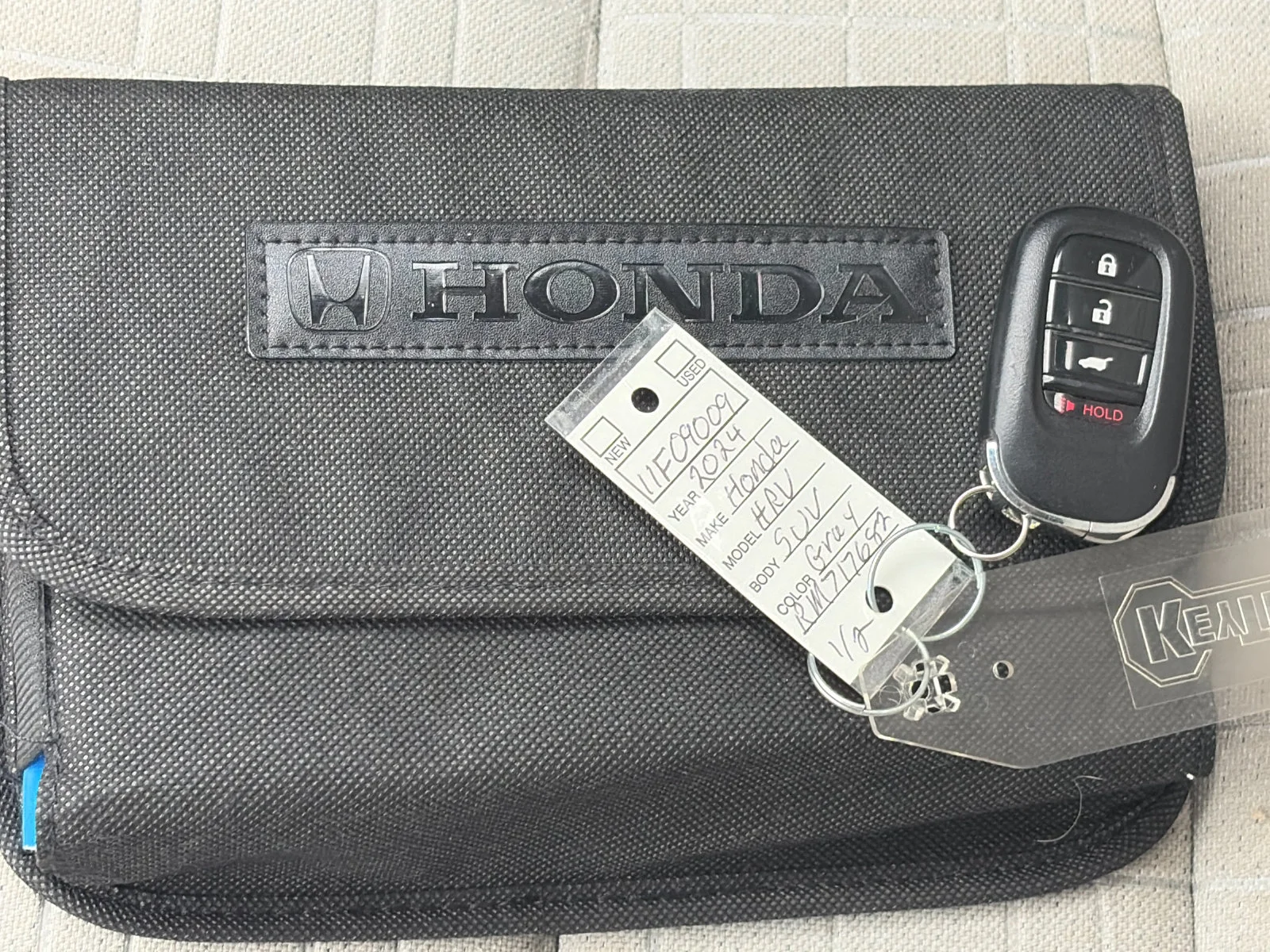 Used 2024 Modern Steel Metallic Honda LX image 29