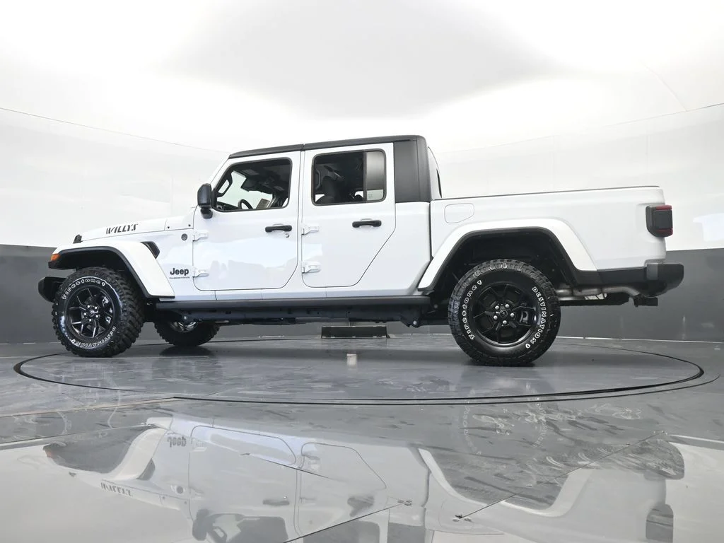 2024 Jeep Gladiator Willys - Photo 61