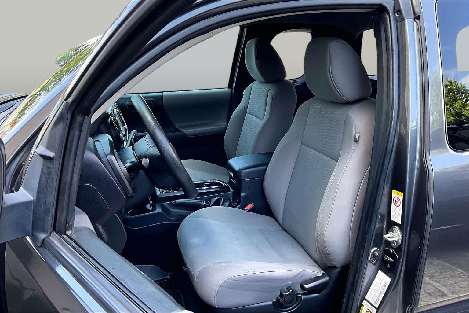 Used 2019 Magnetic Gray Metallic Toyota SR image 9