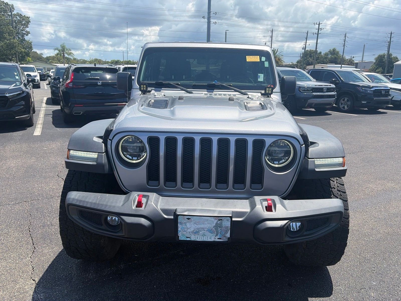 Used 2018 Silver Jeep Unlimited Rubicon image 2