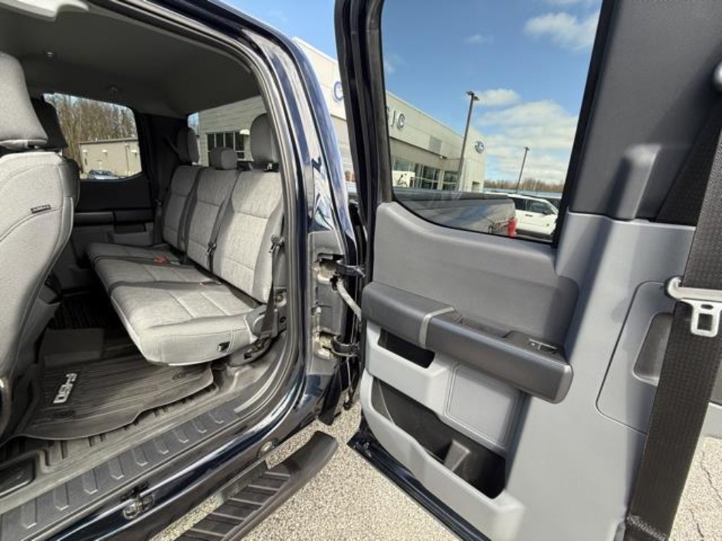 2022 Ford F-150 XL - Photo 18