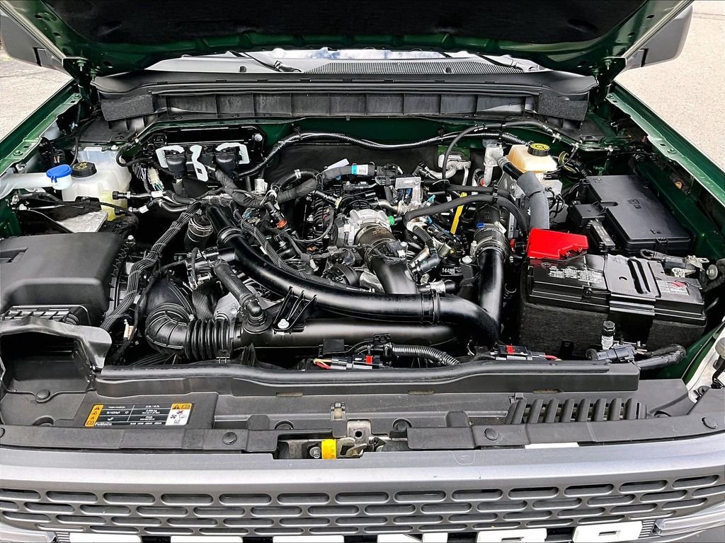 Used 2024 Green Metallic Ford Badlands image 30