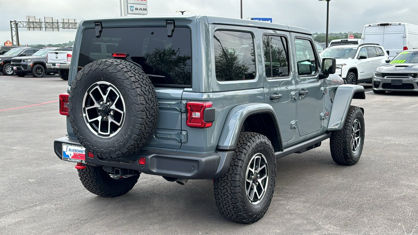 New 2026 Anvil Clear-Coat Exterior Paint Jeep Rubicon image 5