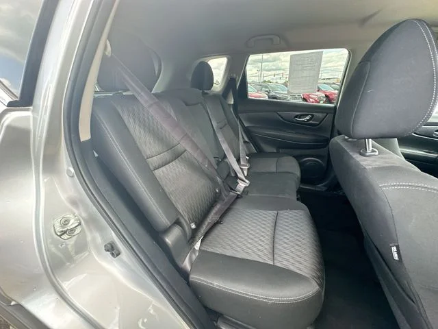 Used 2019 Silver Nissan SV image 27