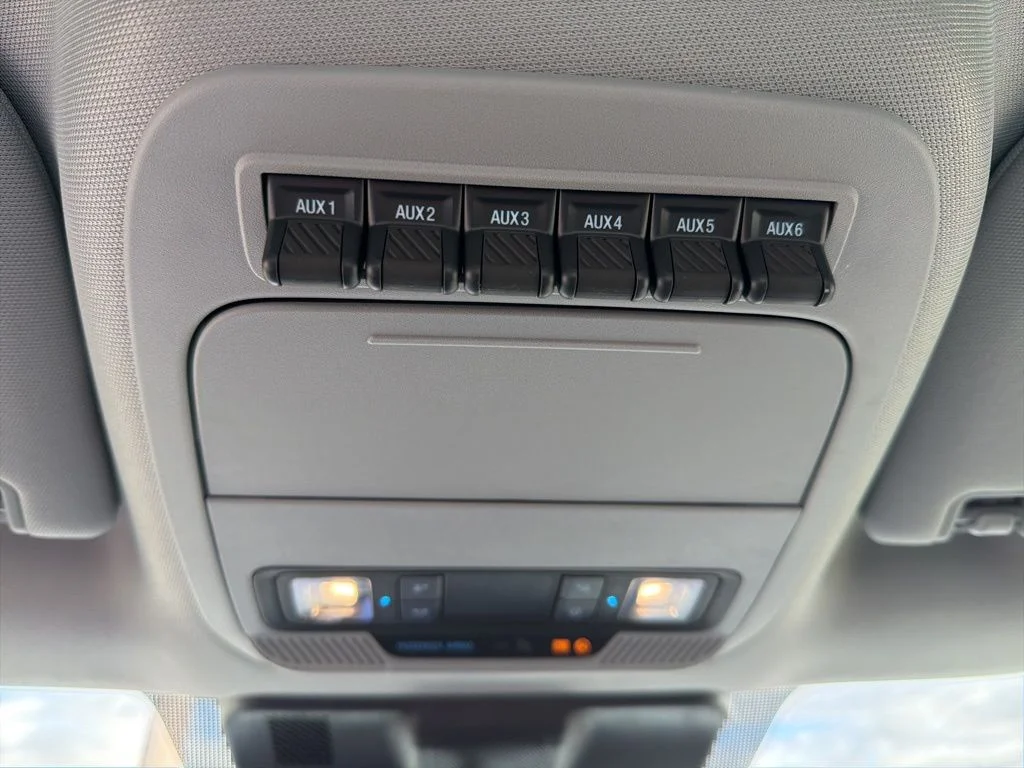 New 2024 Oxford White Ford F-550® XL image 16