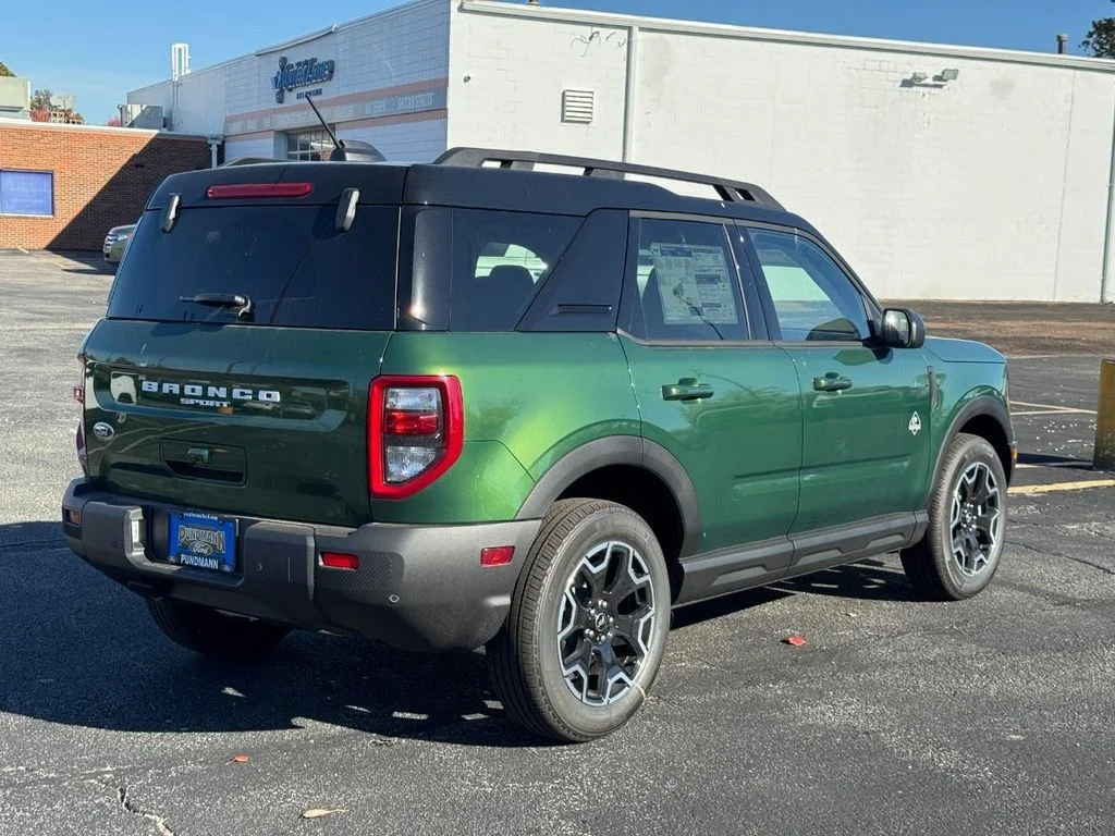 New 2025 Eruption Green Metallic Ford Outer Banks® image 3