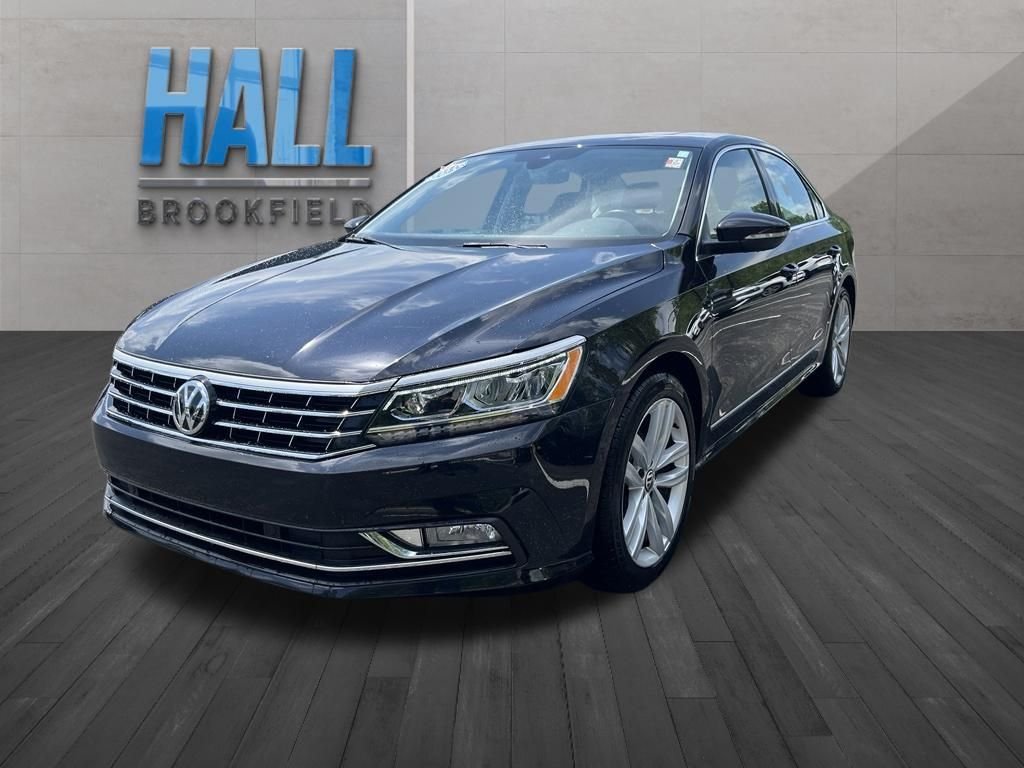 Used 2018 Black Volkswagen 2.0T SEL Premium image 1