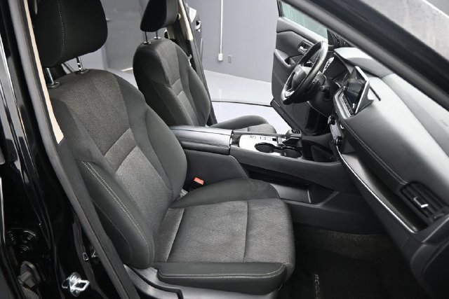 Used 2025 Black Nissan SV image 14