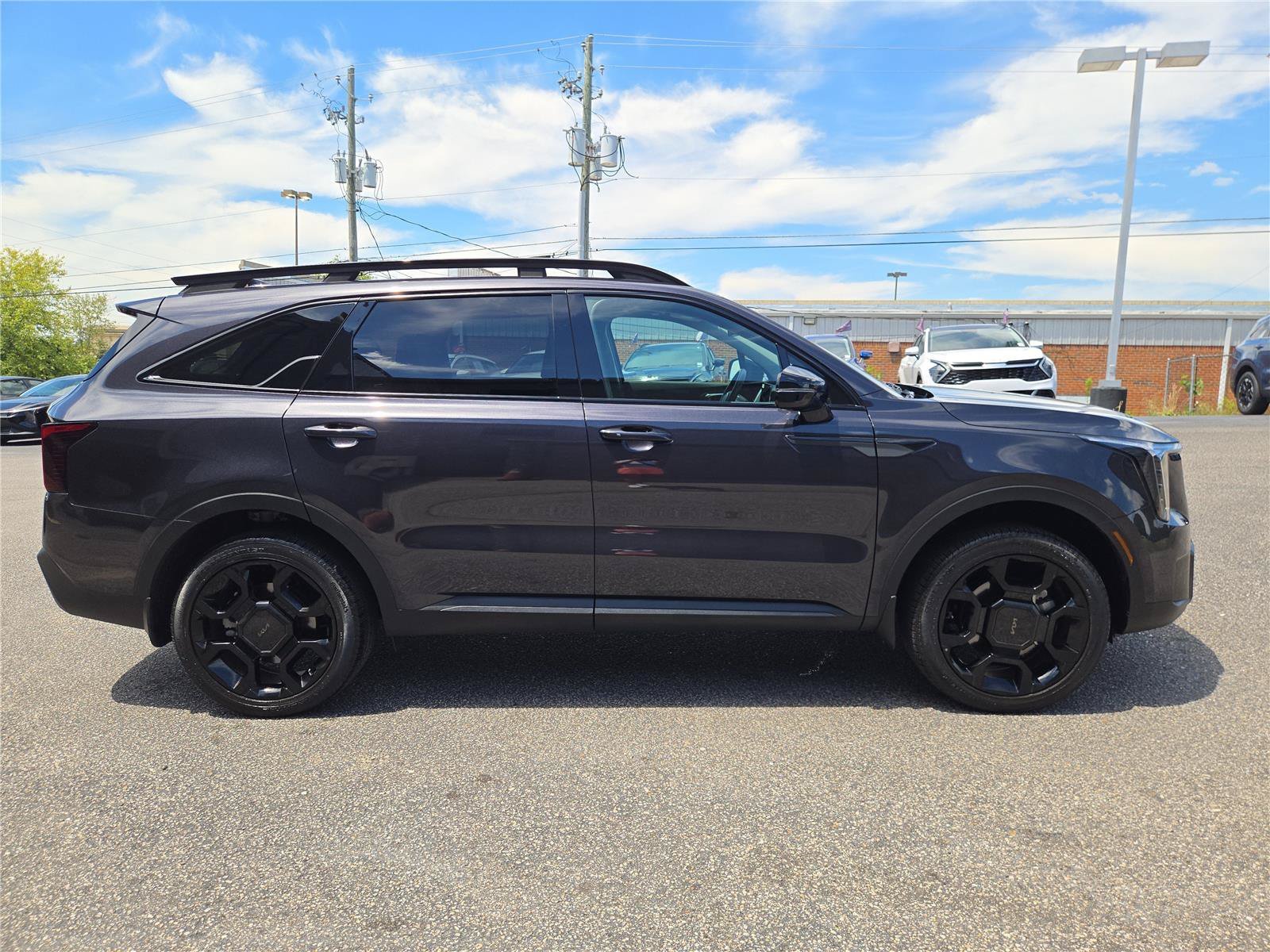 Certified Used 2025 Panthera Metal Kia X-Line EX image 6