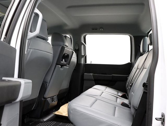 New 2026 Oxford White Ford F-450® XL image 12