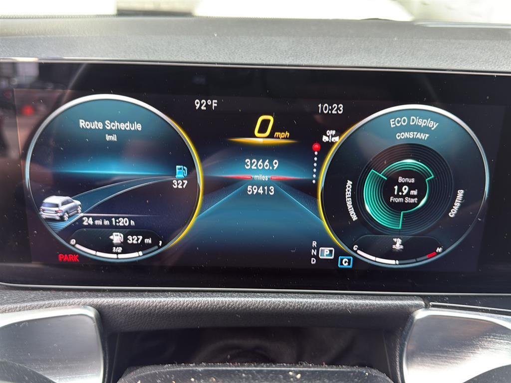 Used 2023  Mercedes-Benz GLB 250 image 5