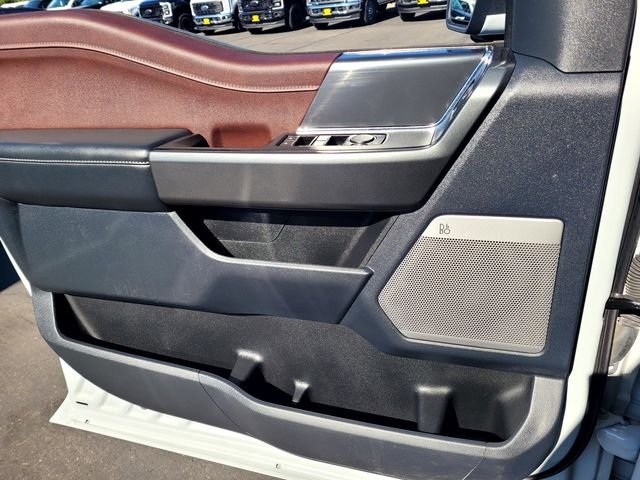 Used 2022 White Ford Lariat image 13