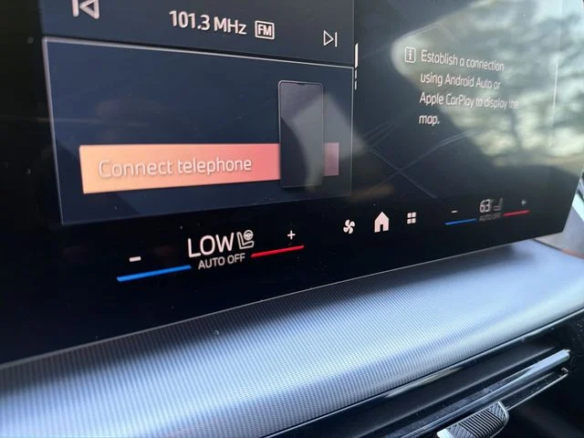 Used 2024 Black BMW xDrive28i image 19