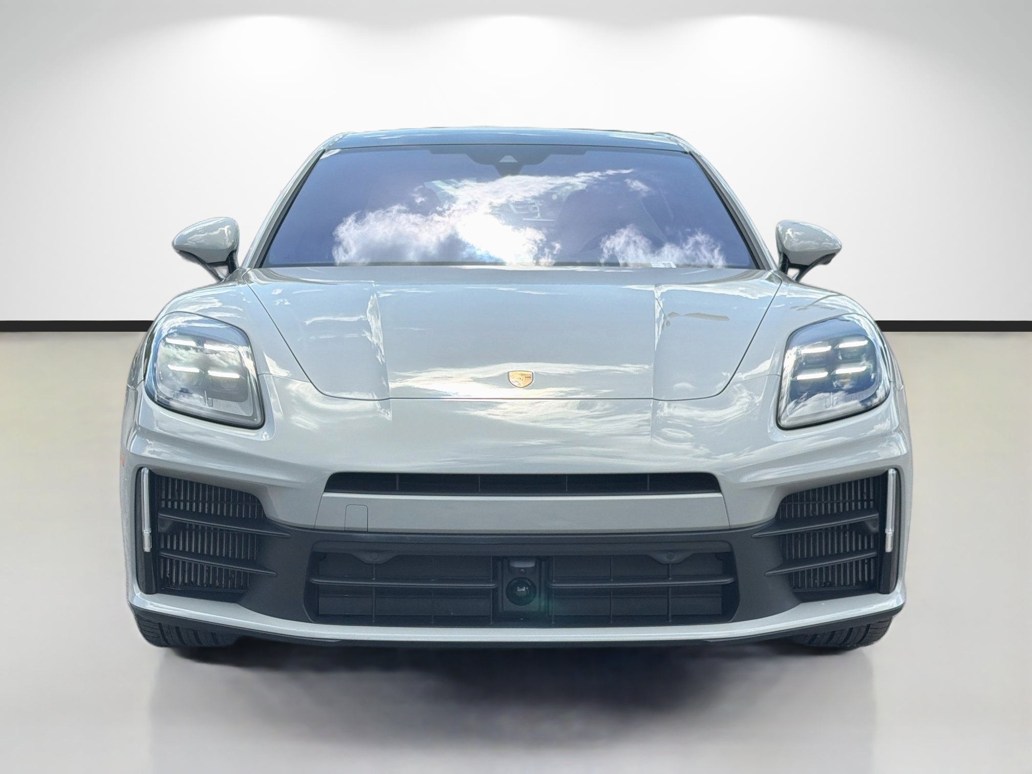 Used 2026 Chalk Porsche 4 E-Hybrid image 8