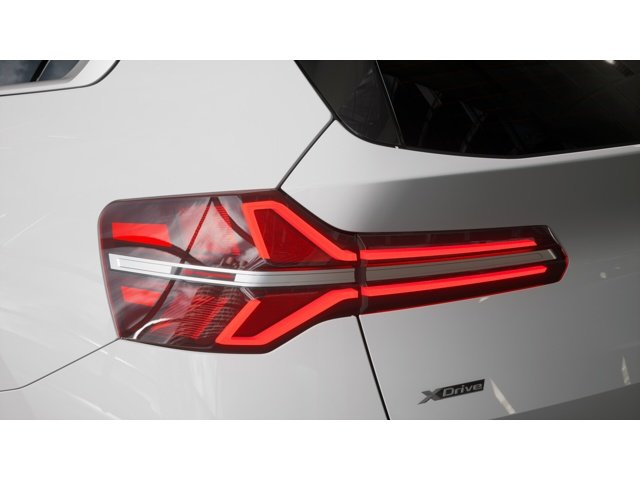 New 2026 Alpine White BMW 30 xDrive image 8