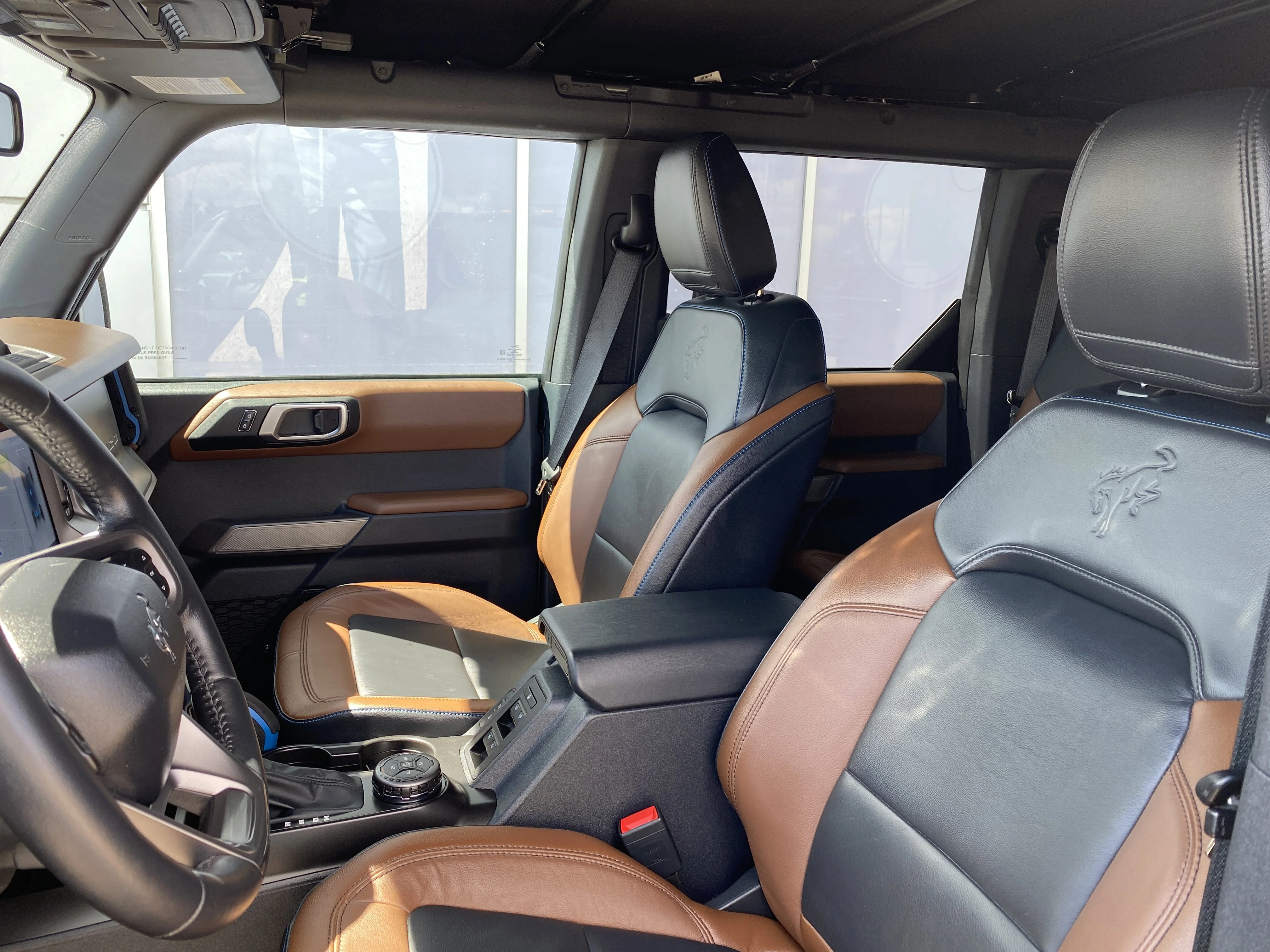 Certified Used 2021 Gray Ford Base 4 Door Advanced 4x4 * SOFT TOP * 2 TONE LEATHER * NAVIGATION * image 8