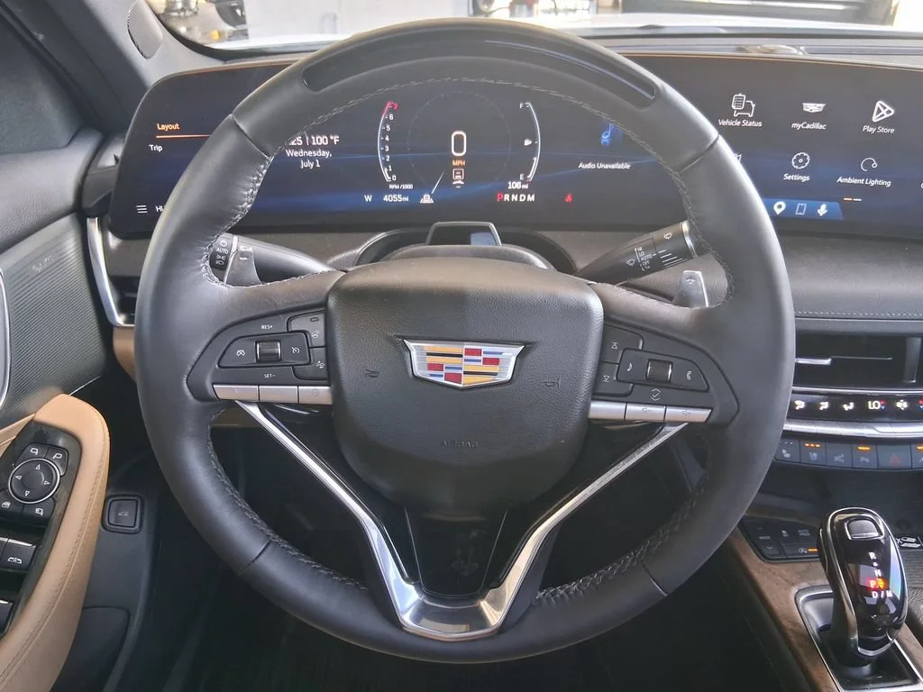 Used 2026 Vibrant White Tricoat Cadillac Premium Luxury image 10