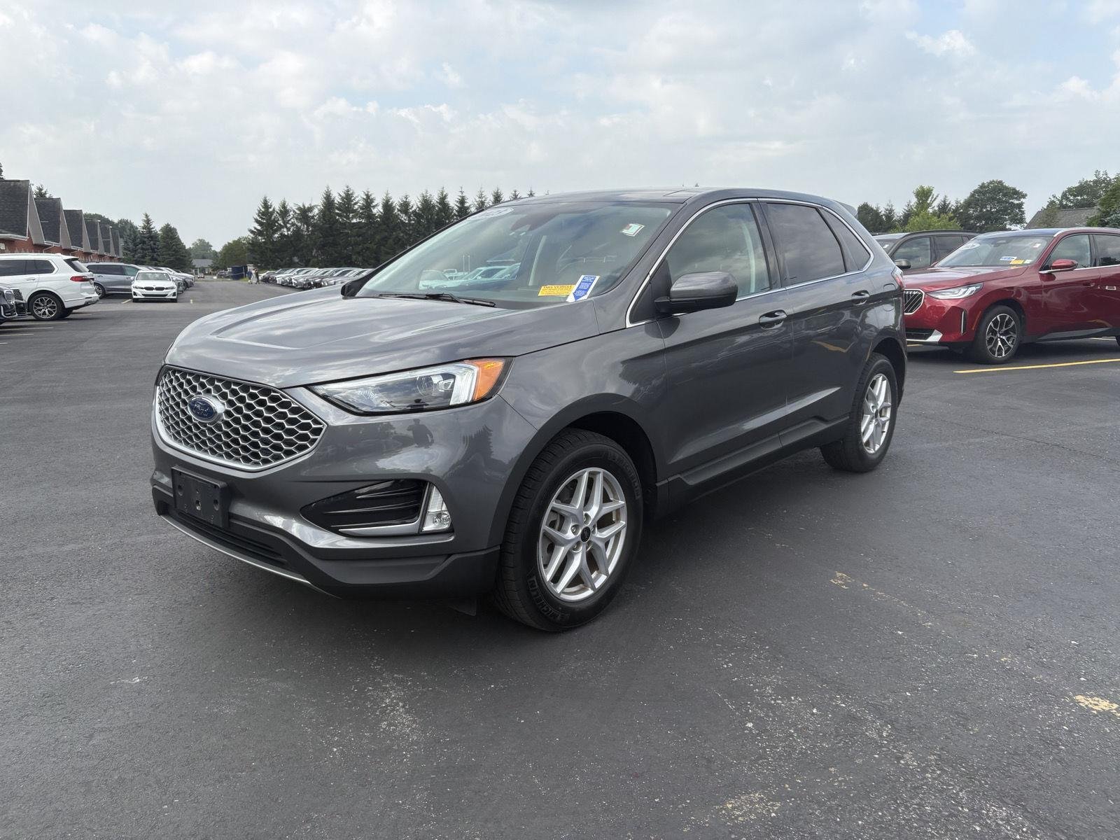 Used 2023 Carbonized Gray Ford SEL image 3