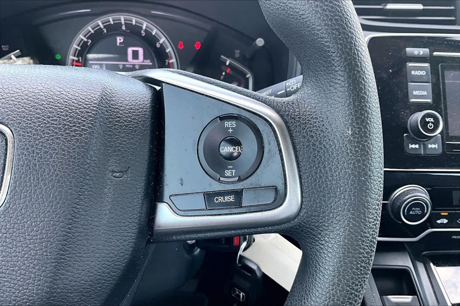 Used 2018 Lunar Silver Metallic Honda LX image 23