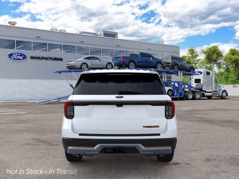 New 2026 White Ford Tremor image 7