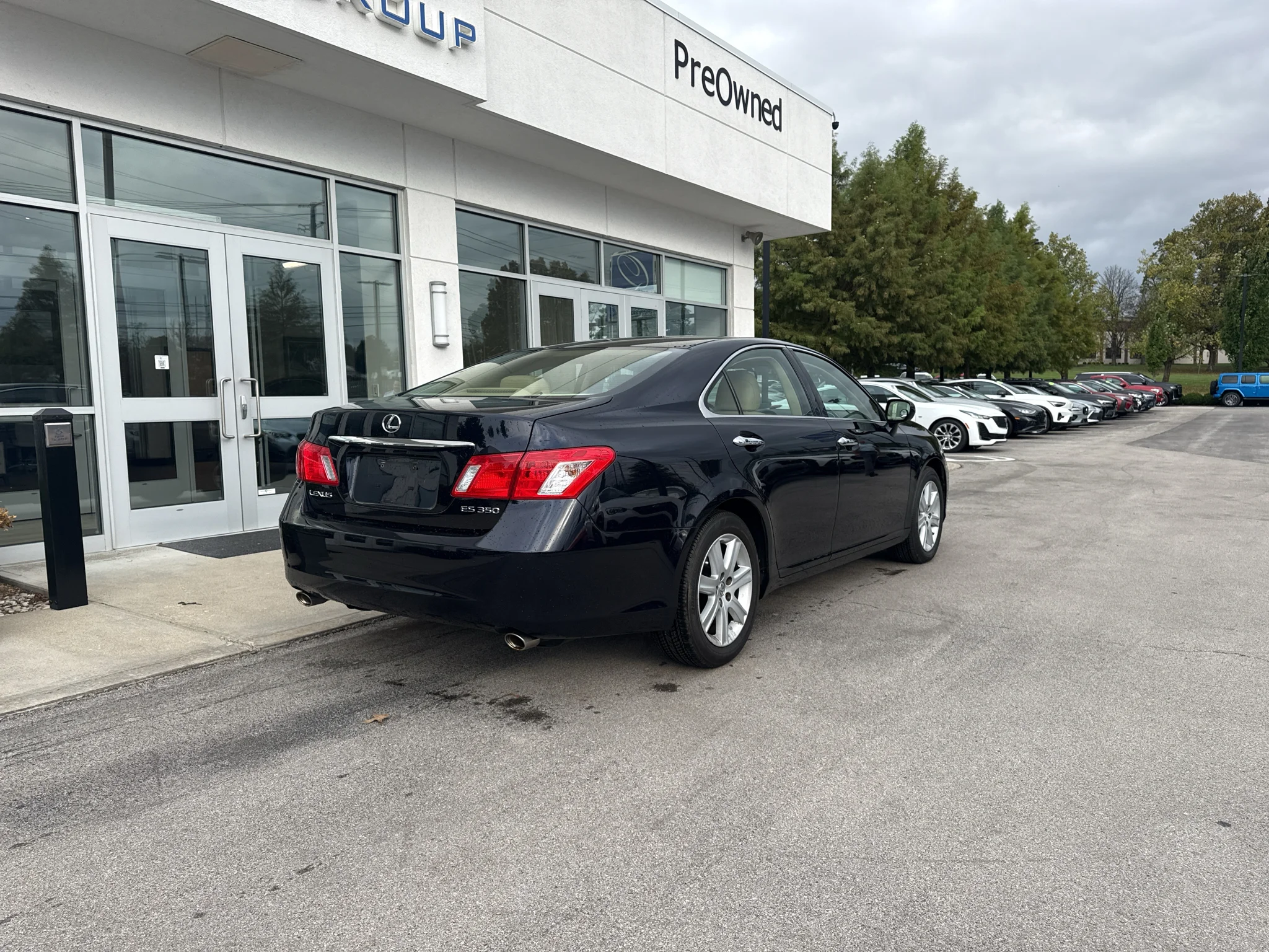 Used 2008 Black Sapphire Lexus Base image 3