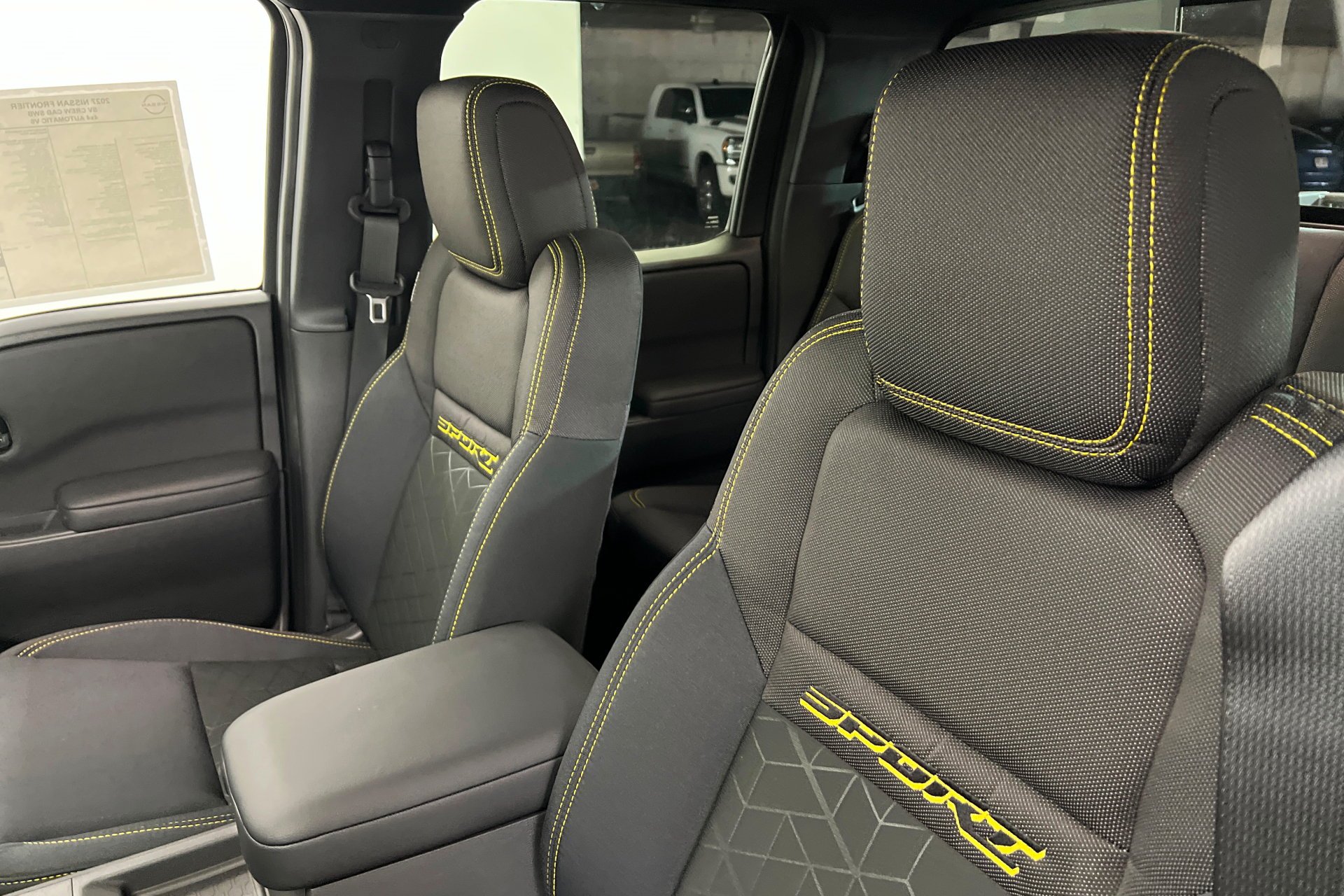 New 2027 Boulder Gray Pearl Nissan Crew Cab SV image 17