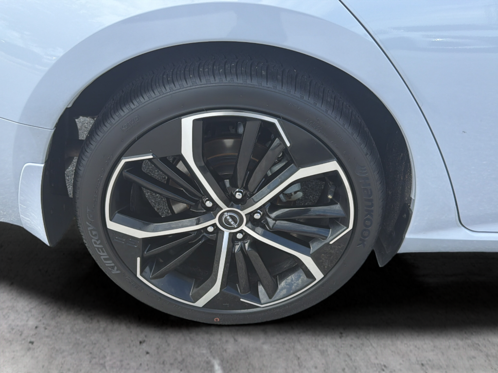 Used 2023 Pearl Nissan 2.5 SR image 54