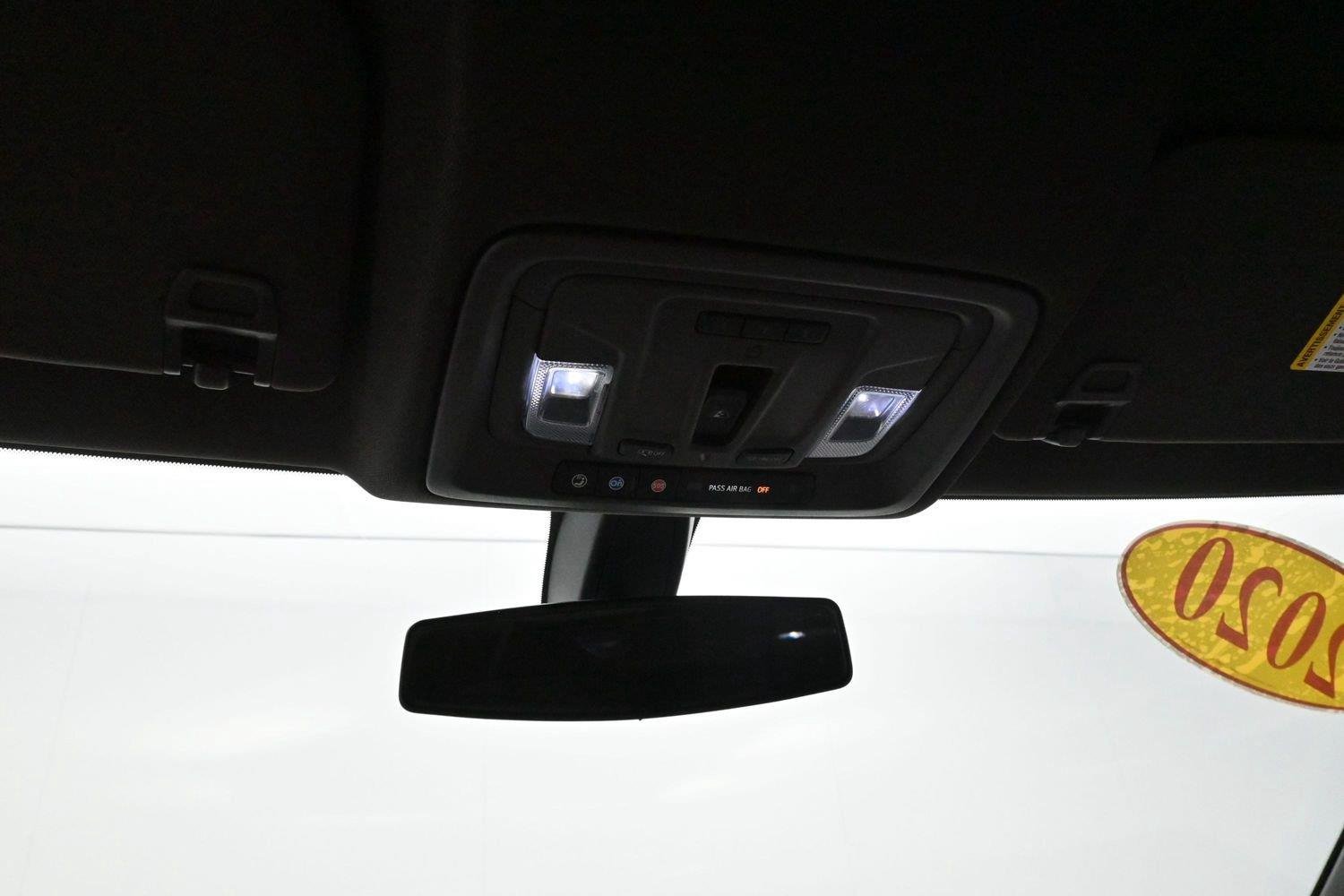 Used 2020 Summit White GMC Elevation image 26