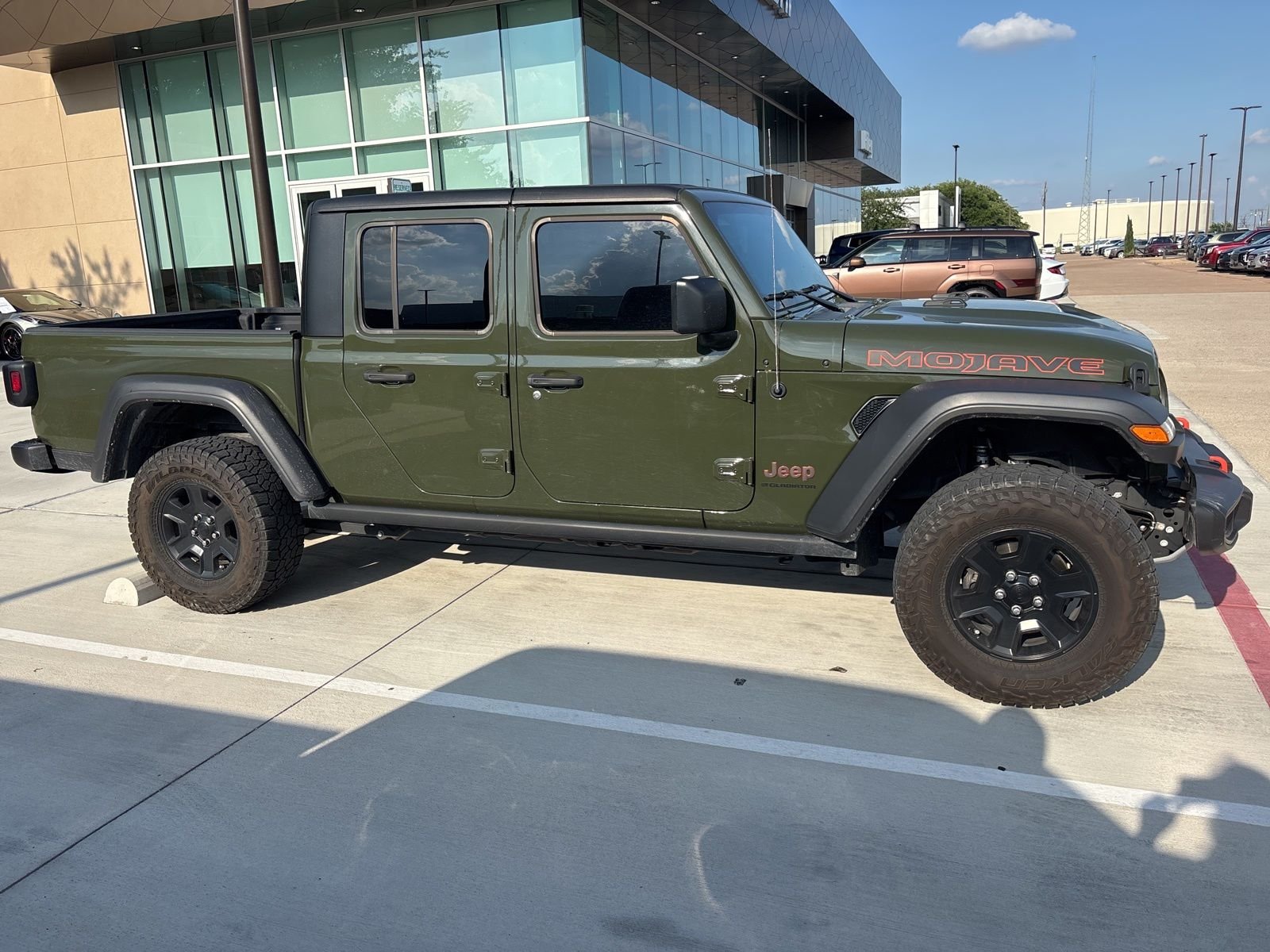 Used 2023 Sarge Green Clearcoat Jeep Mojave image 5