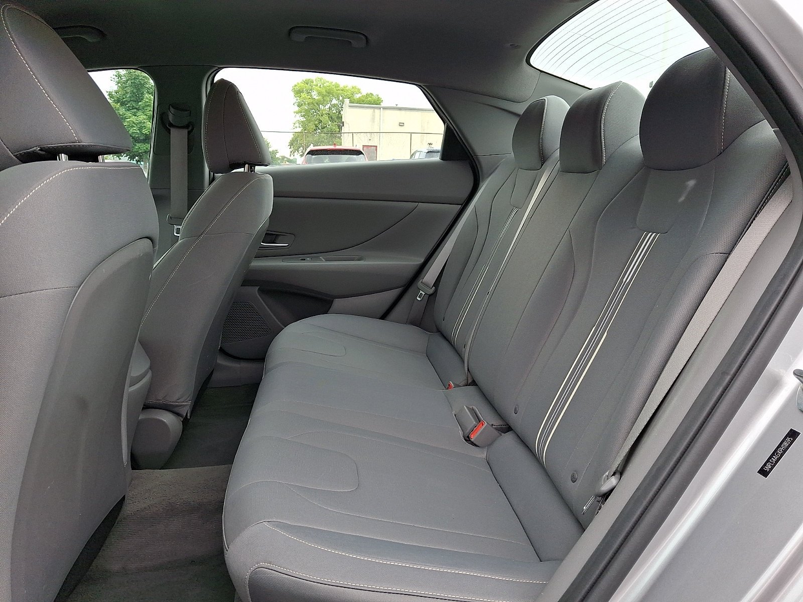 Used 2023 Shimmering Silver Pearl Hyundai SEL image 9