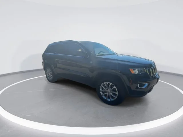 Used 2021 Black Jeep Laredo E image 2