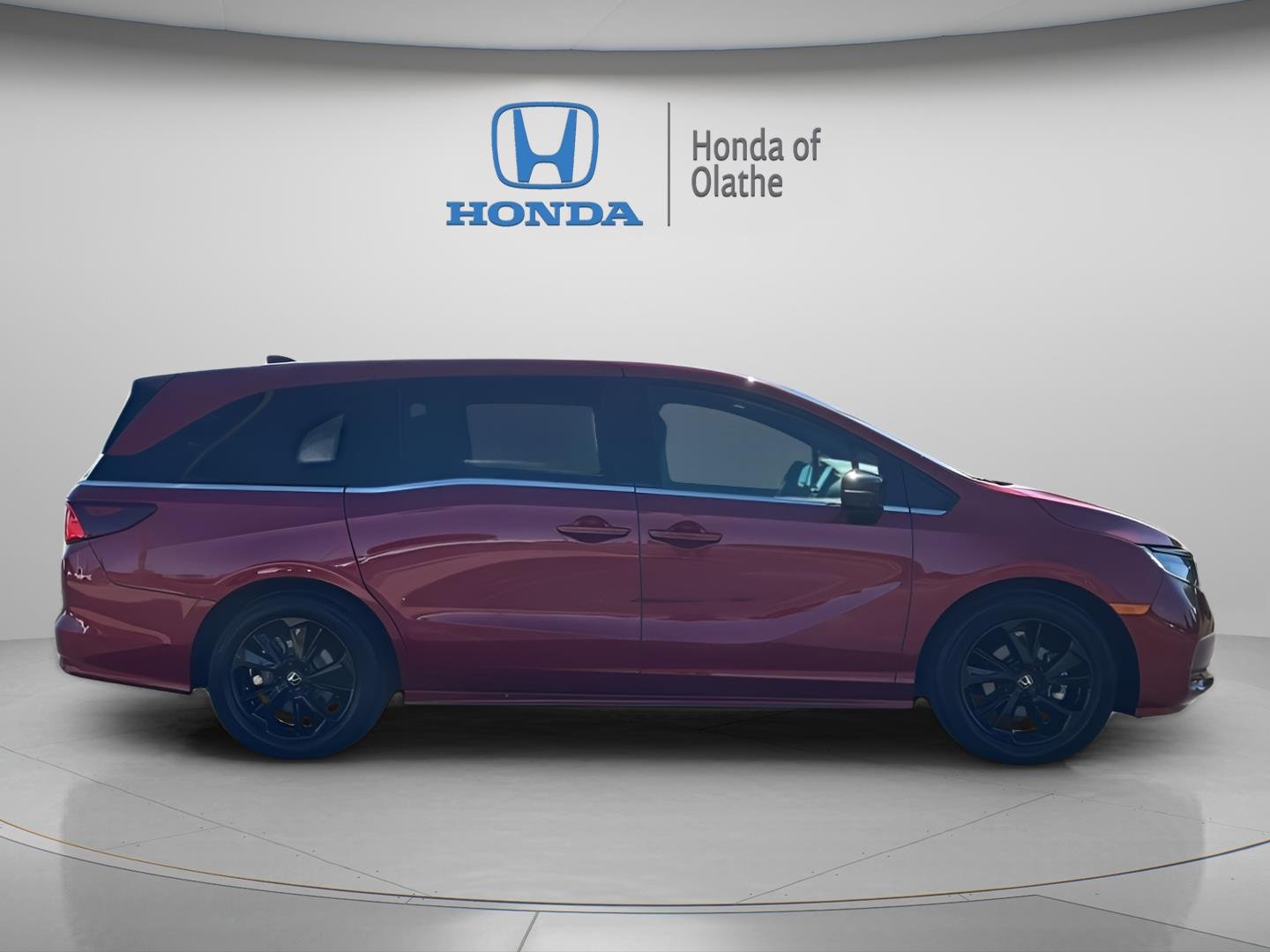 Certified 2024 Honda Odyssey SPORT with VIN 5FNRL6H70RB054707 for sale in Kansas City