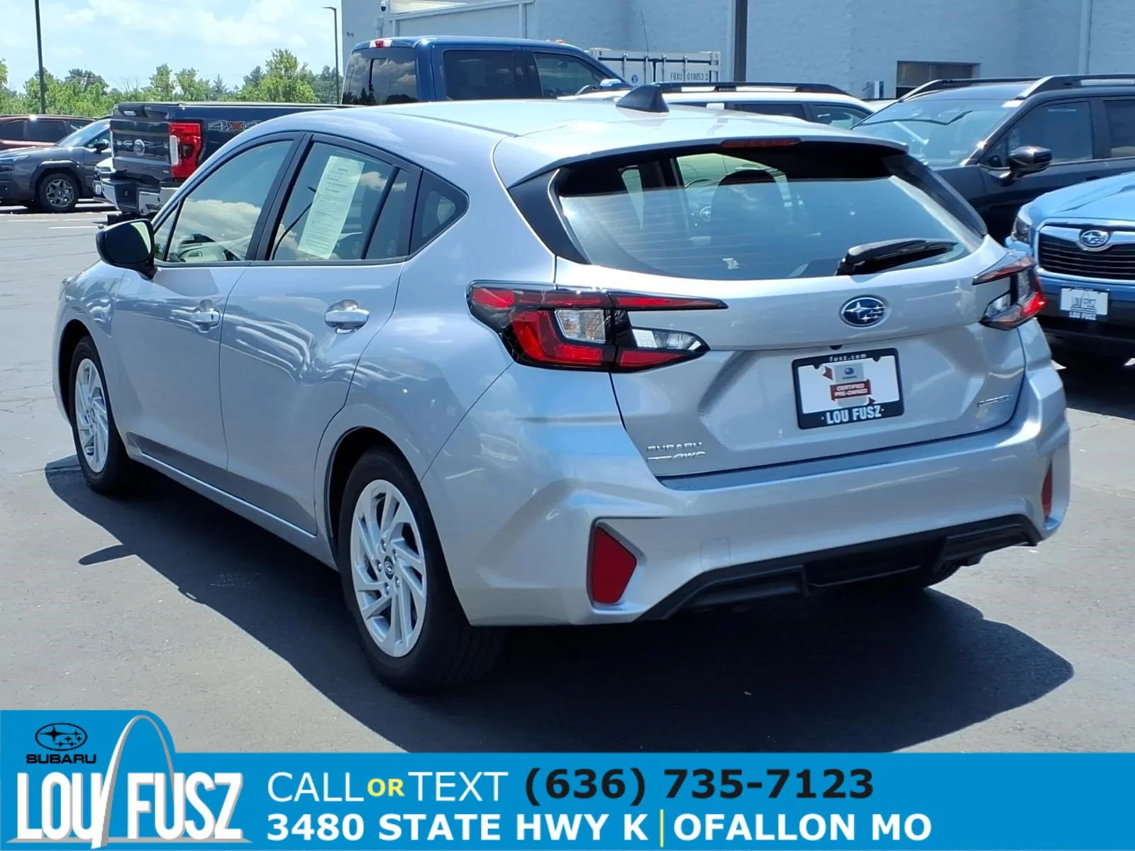 Used 2025 Ice Silver Metallic Subaru Base image 5
