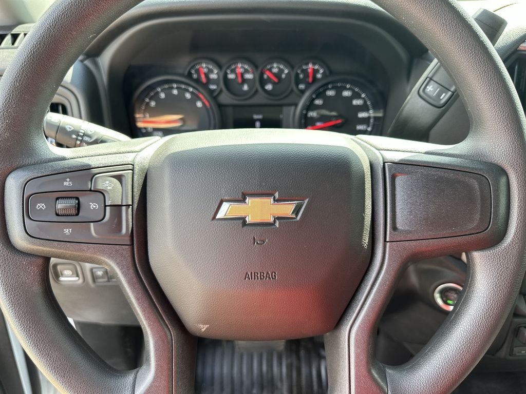New 2024 Summit White Chevrolet Work Truck image 19