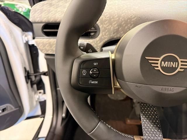 2025 MINI Hardtop 4 Door S - Photo 13