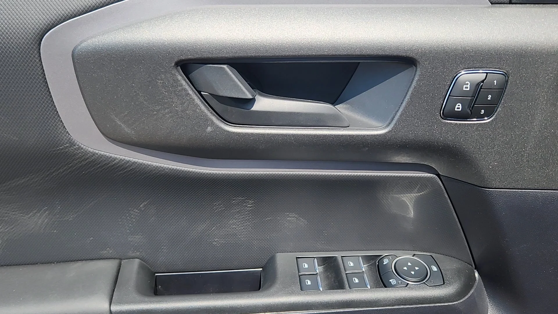 New 2026 Azure Gray Metallic Tri-Coat Ford Outer Banks image 27