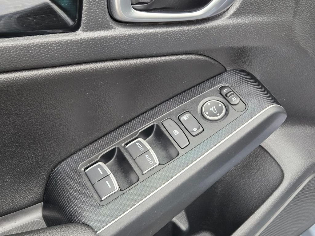 2023 Honda Civic Hatchback Sport Touring - Photo 12