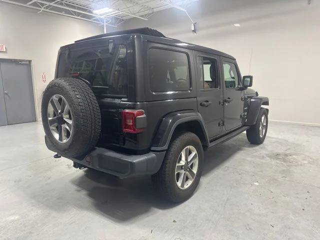 Used 2020 Black Jeep Unlimited Sahara image 5