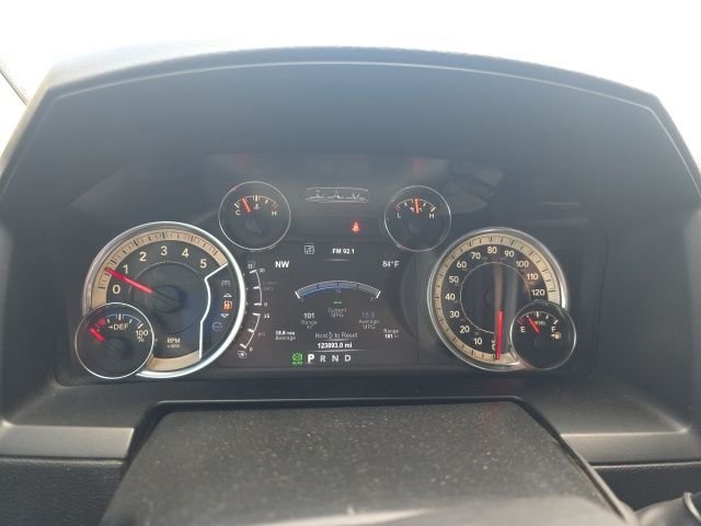 Used 2018 Brilliant Black Crystal Pearlcoat Ram Laramie image 16