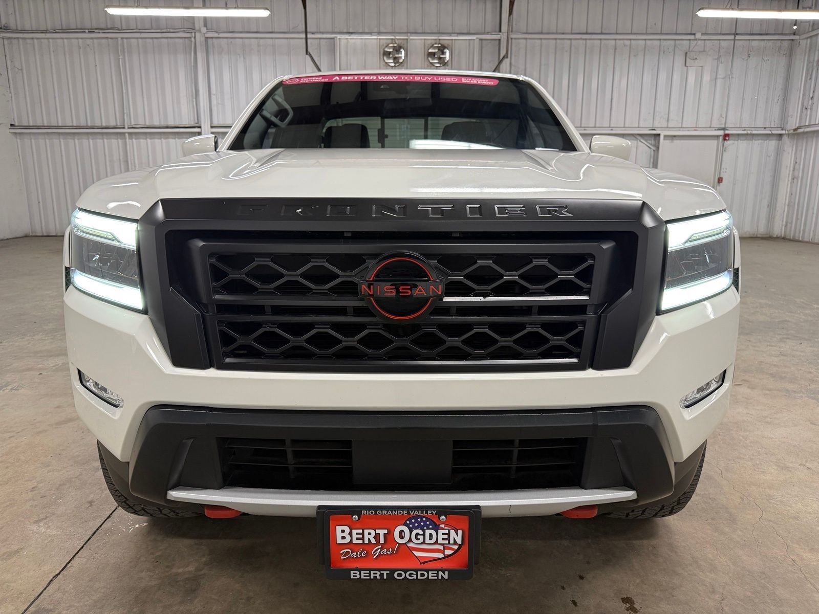 Used 2024 White Nissan PRO-X image 2