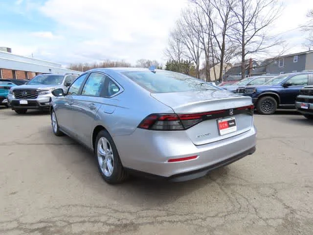 New 2026 Solar Silver Metallic Honda LX image 4