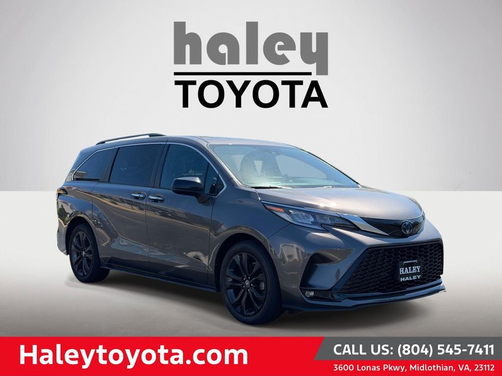 2022 Toyota Sienna XSE 7-Passenger Hybrid FWD's photo