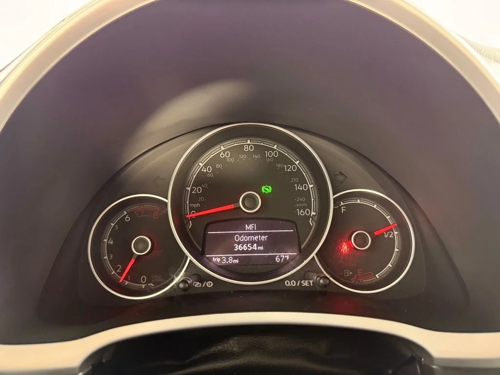 Used 2019 Gray Volkswagen 2.0T SE image 27