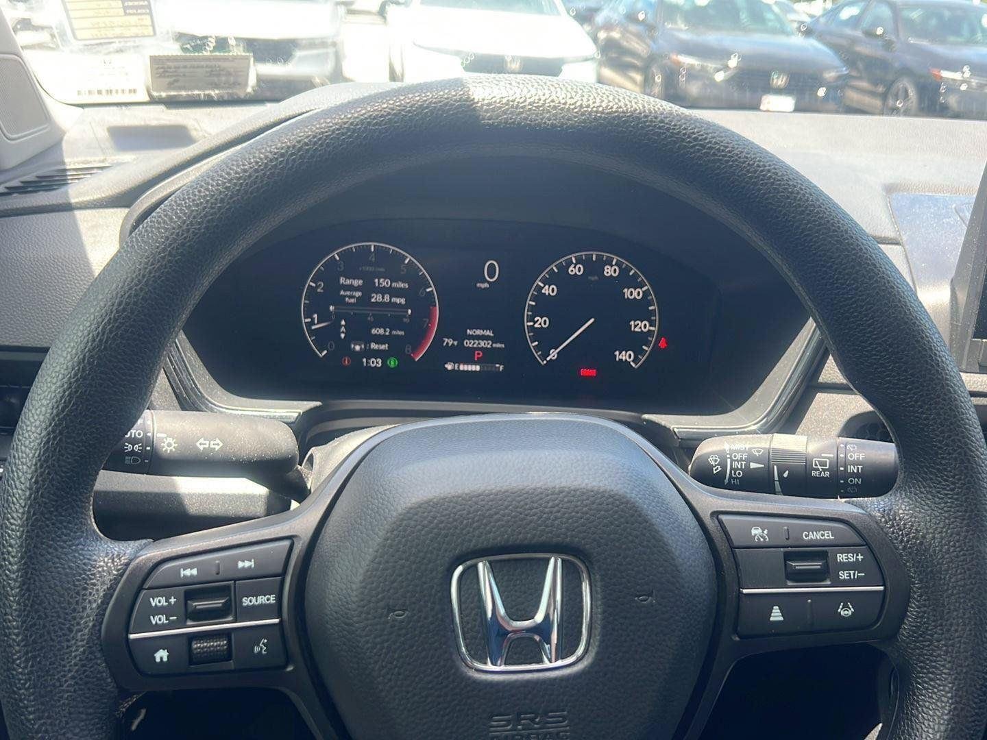 Used 2025 Platinum White Pearl Honda EX image 11