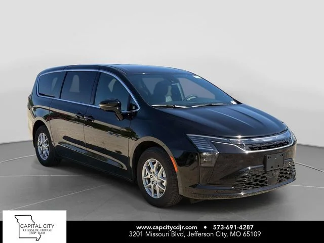 2027 Chrysler Pacifica Select's photo