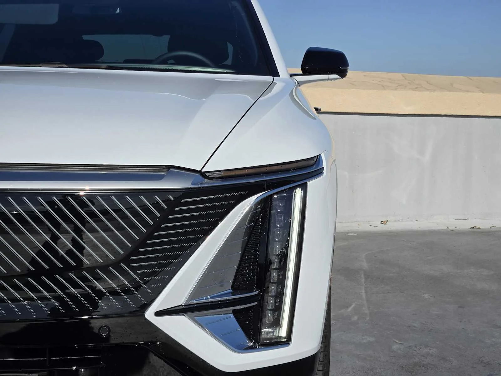 New 2026 Vibrant White Tricoat Cadillac Luxury image 5