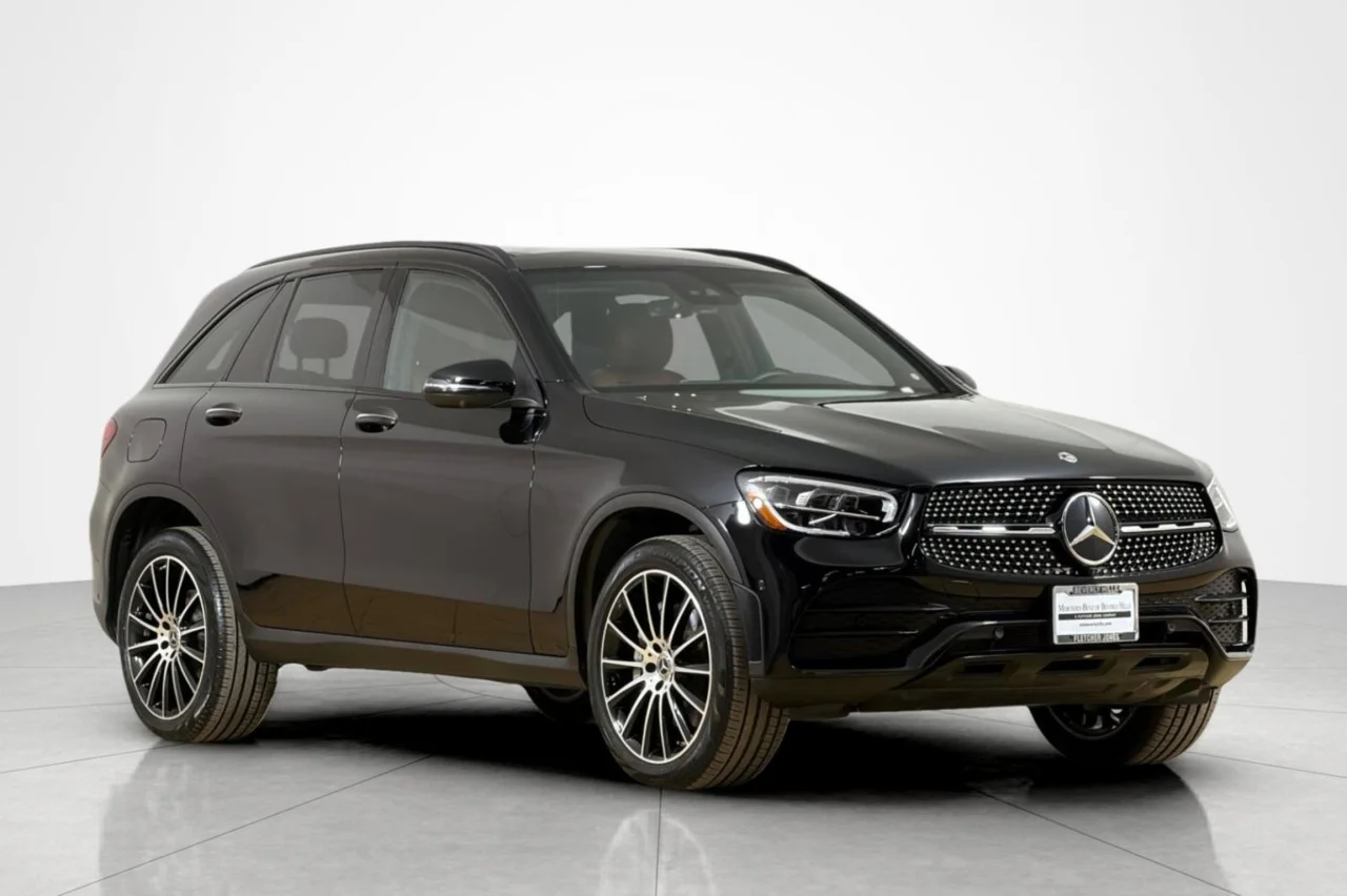 Certified Used 2022 Black Mercedes-Benz GLC 300 image 7